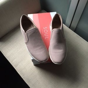 Naturalizer- Paola ,Vintage Mauve sneaker -NEW